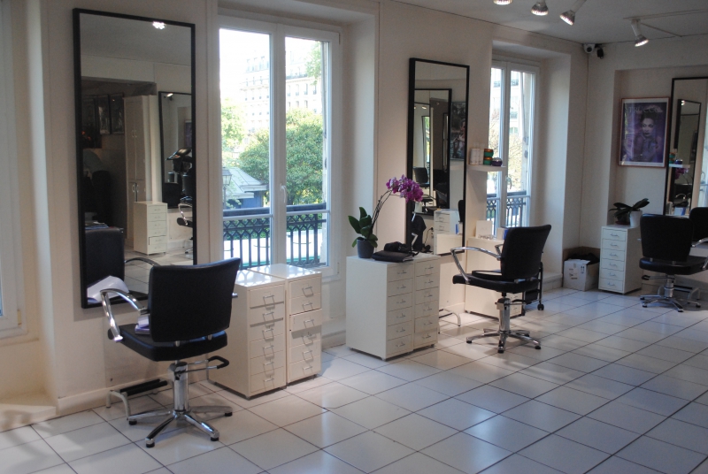 coiffure-ST ANTONIN DU VAR-min_floor-home-office-property-living-room-room-781228-pxhere.com